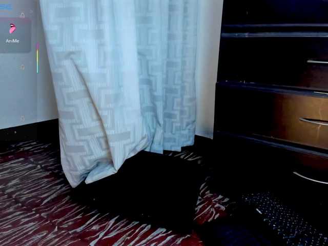 carolinasweet37 live cam on BongaCams