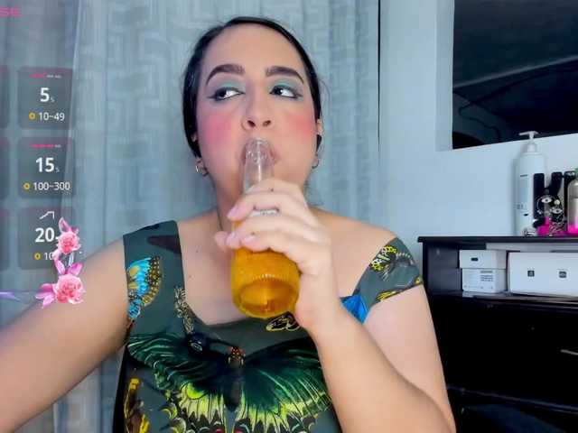 carolinasweet37 live webcam show
