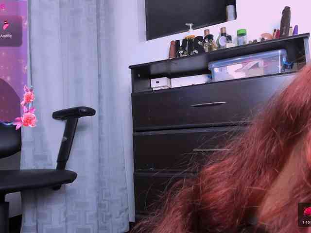 carolinasweet37 Live Webcam on BongaCams