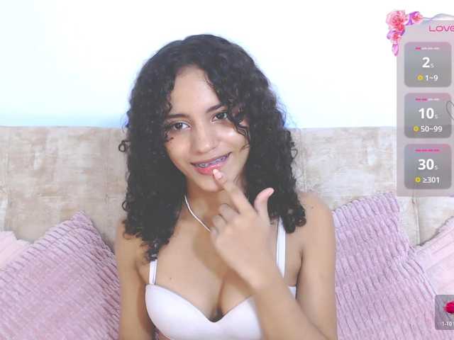 CoreyLux live cam on BongaCams
