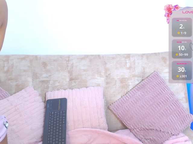 CoreyLux live cam on BongaCams