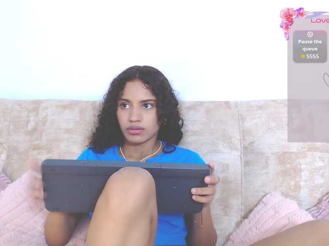 CoreyLux live cam on BongaCams