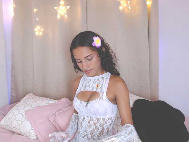 CoreyLux live cam on BongaCams