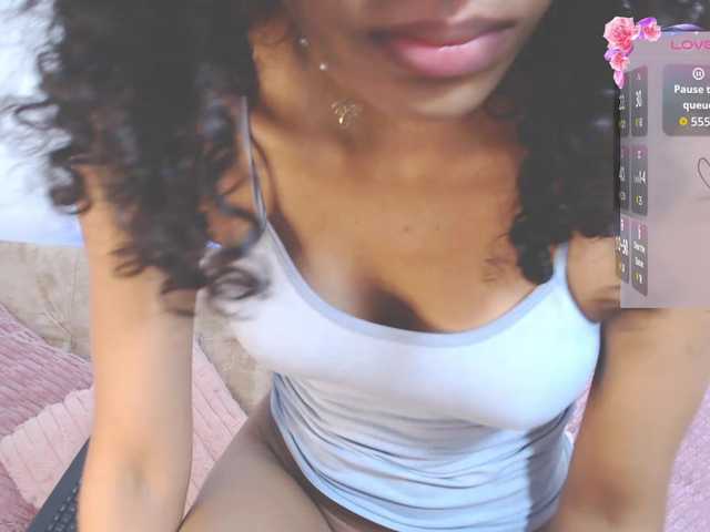 CoreyLux live cam on BongaCams
