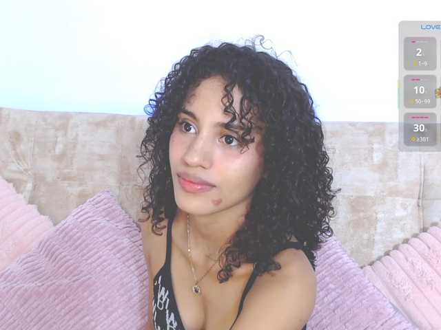 CoreyLux webcam bongacams model stream image