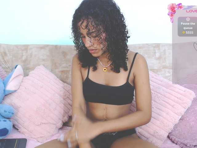 CoreyLux live cam on BongaCams