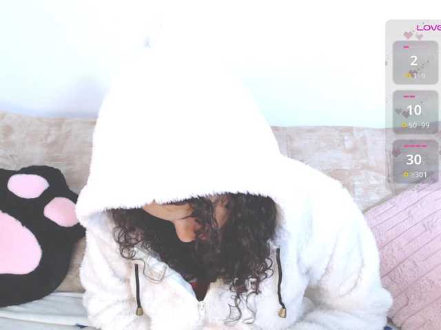 CoreyLux — live female cam