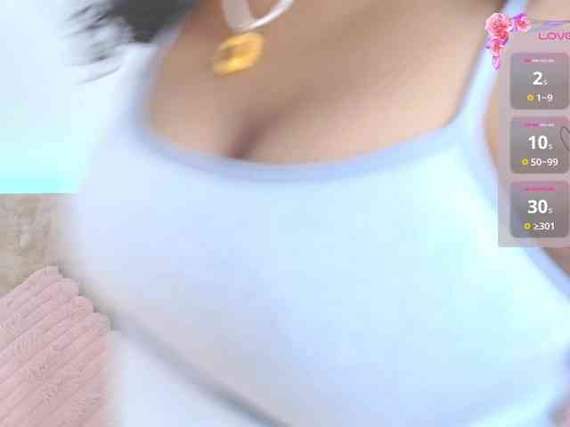 CoreyLux Live Webcam on BongaCams