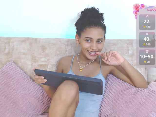 CoreyLux Live Webcam on BongaCams