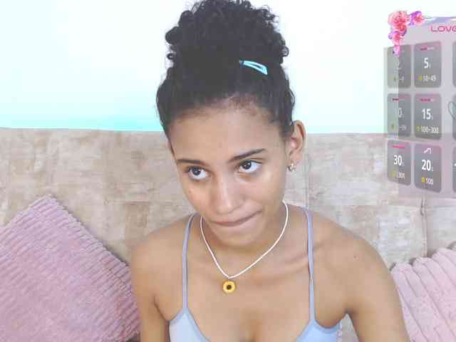 CoreyLux Live Webcam on BongaCams