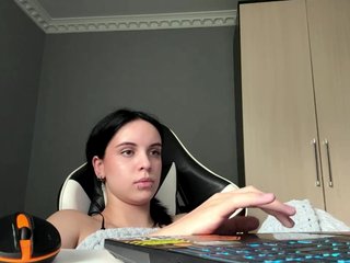 tootightwiththong