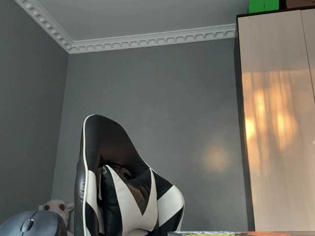 tootightwiththong live cam on BongaCams
