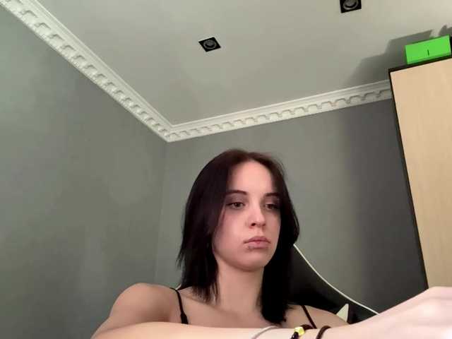 tootightwiththong live cam on BongaCams