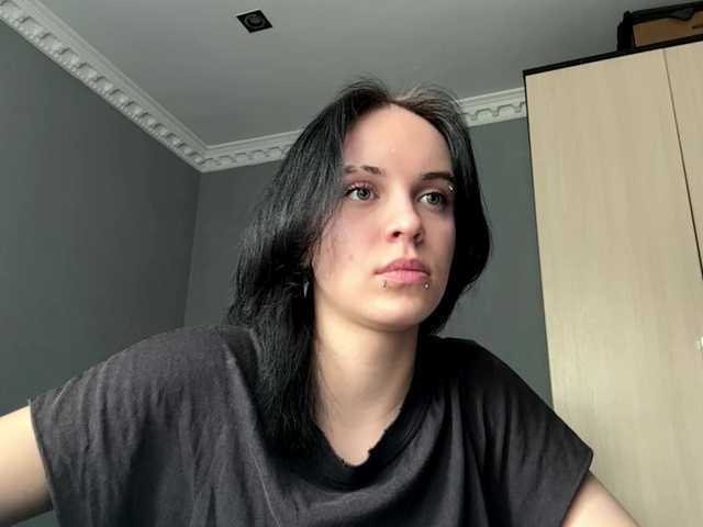 tootightwiththong live cam on BongaCams
