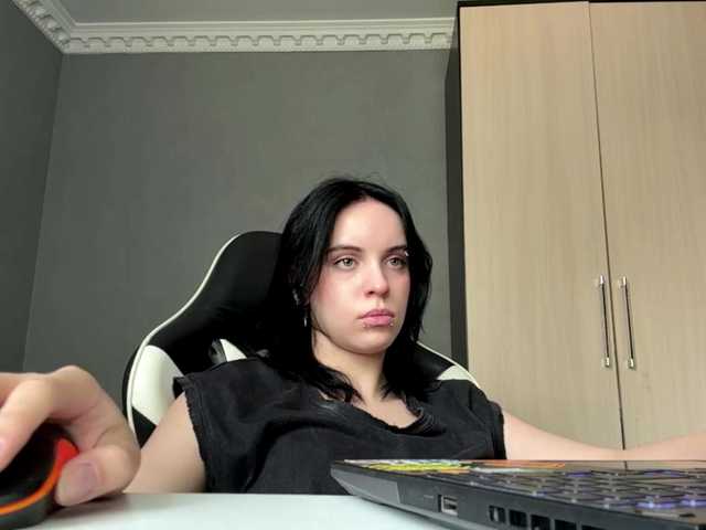 tootightwiththong live cam on BongaCams
