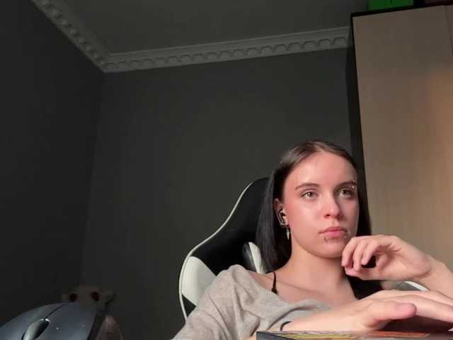 tootightwiththong live webcam show