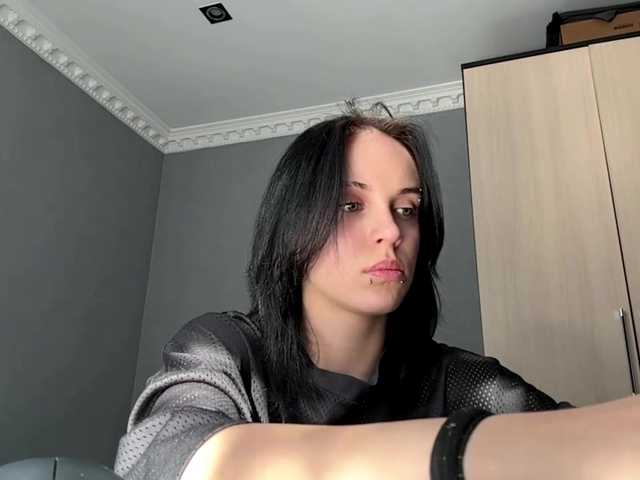 tootightwiththong live cam on BongaCams