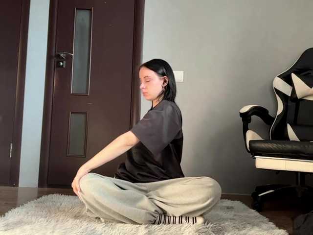 tootightwiththong live cam on BongaCams