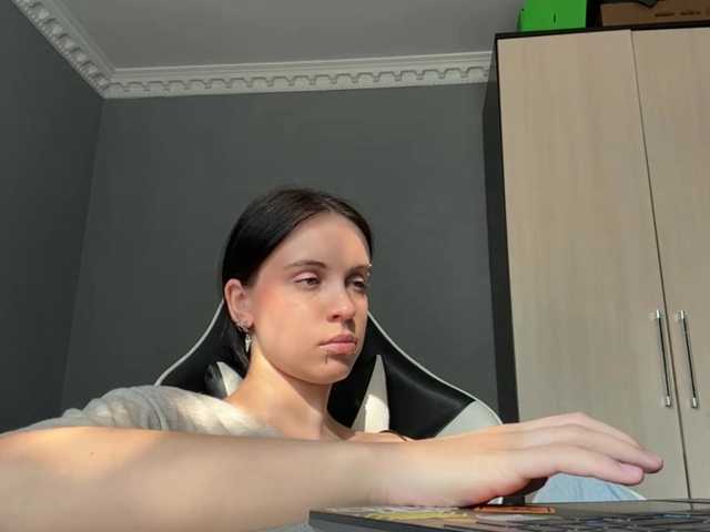 tootightwiththong live cam on BongaCams