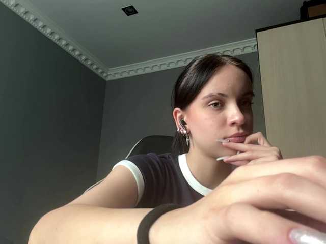 tootightwiththong live cam on BongaCams