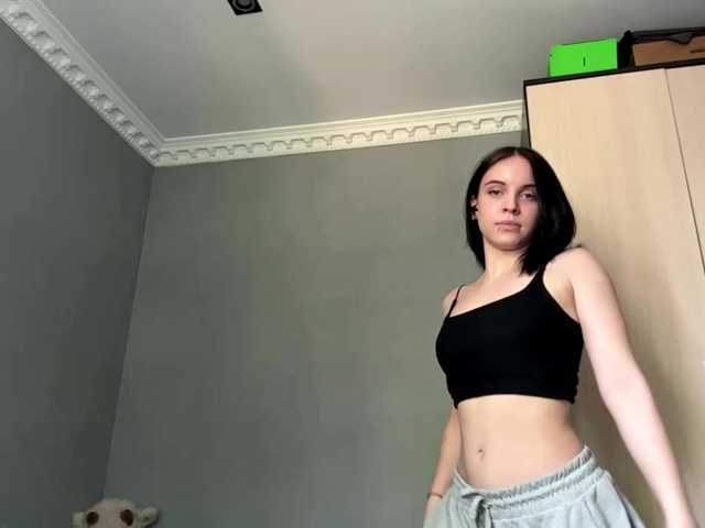 tootightwiththong live webcam show