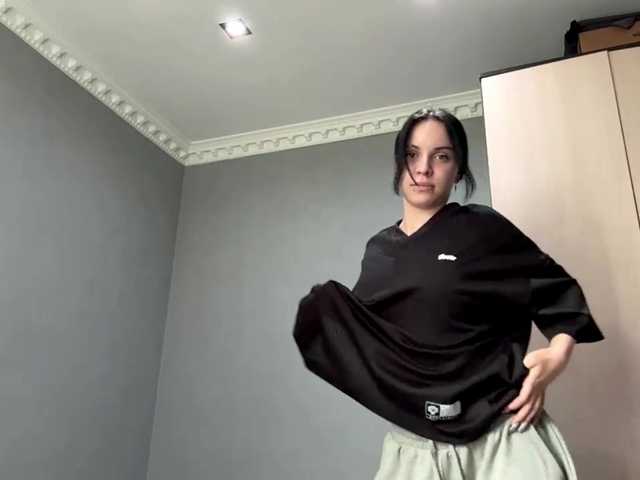 tootightwiththong live cam on BongaCams