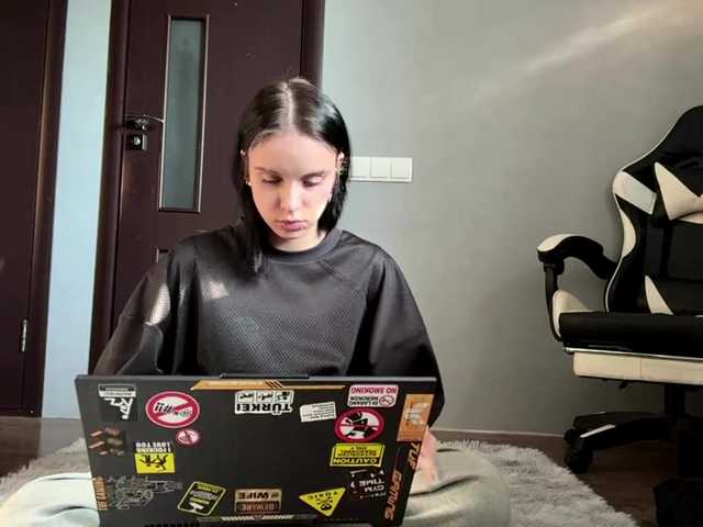 tootightwiththong live cam on BongaCams