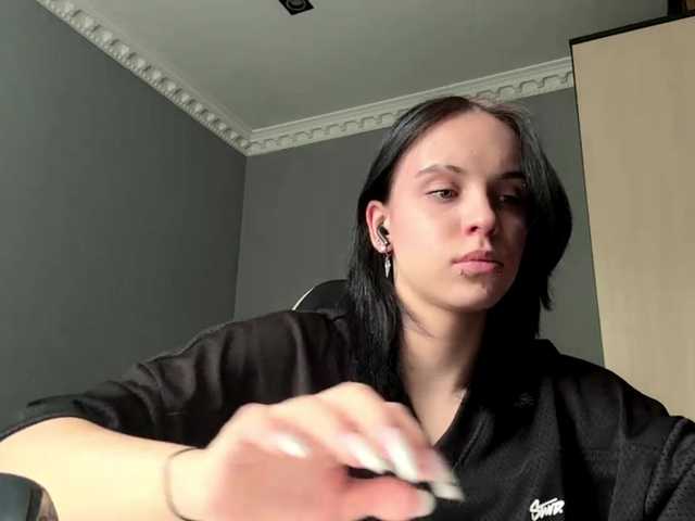 tootightwiththong live cam on BongaCams