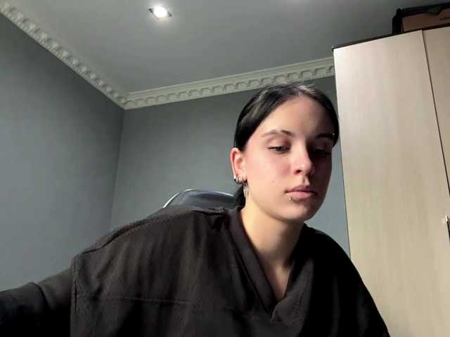 tootightwiththong live cam on BongaCams