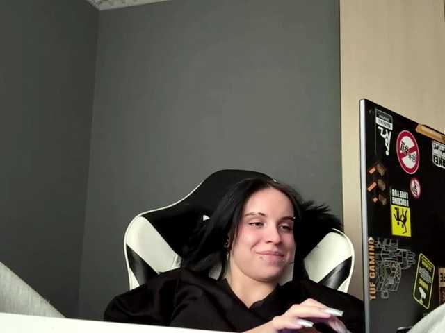 tootightwiththong live cam on BongaCams