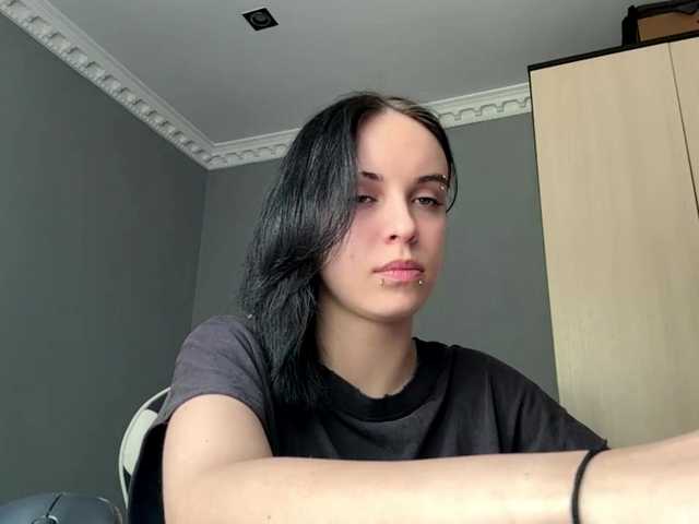 tootightwiththong live cam on BongaCams