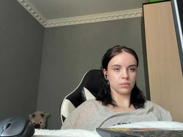 tootightwiththong live webcam show