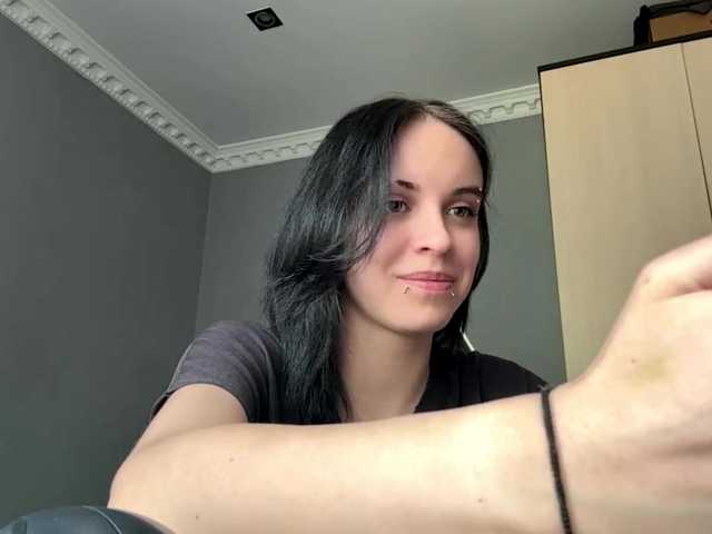 tootightwiththong live cam on BongaCams