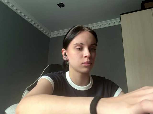 tootightwiththong live cam on BongaCams