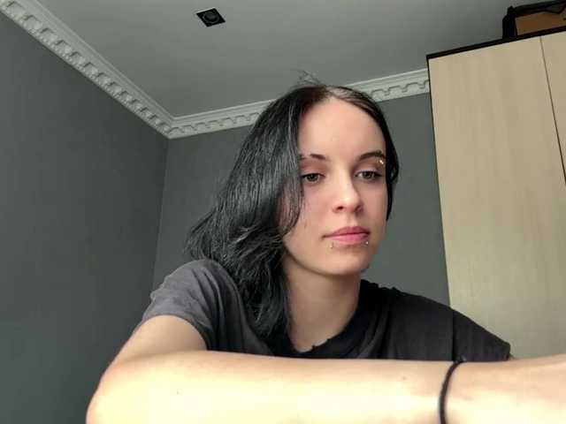 tootightwiththong live cam on BongaCams