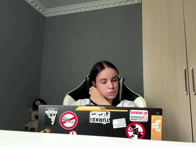 tootightwiththong live cam on BongaCams