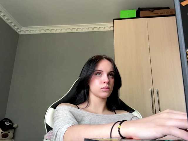 tootightwiththong live cam on BongaCams