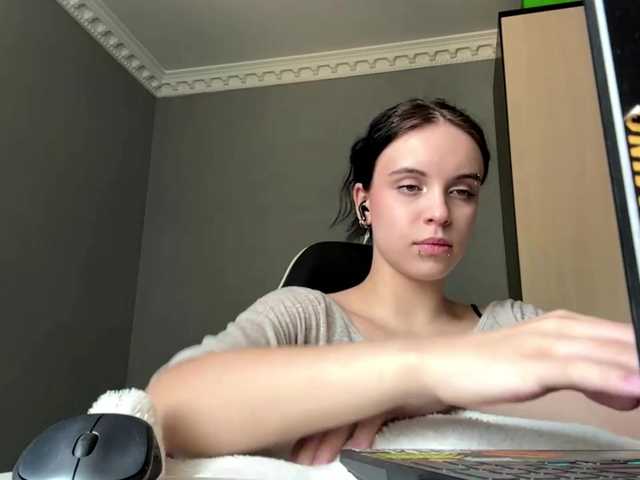 tootightwiththong live cam on BongaCams