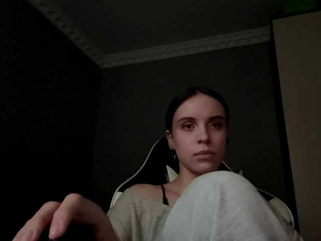 tootightwiththong live cam on BongaCams