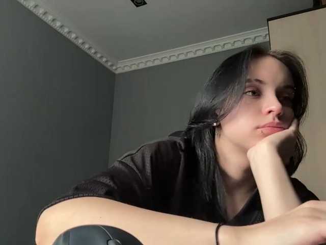 tootightwiththong live cam on BongaCams