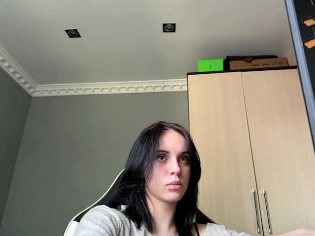 tootightwiththong live cam on BongaCams