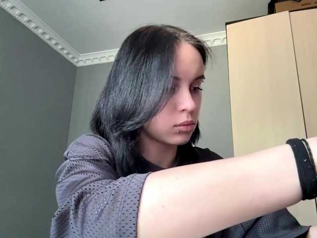 tootightwiththong live cam on BongaCams