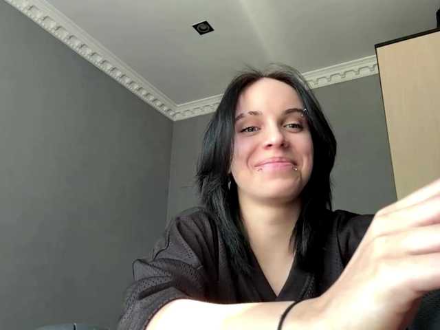 tootightwiththong live cam on BongaCams