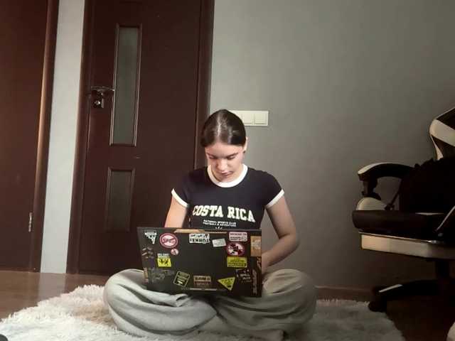 tootightwiththong live cam on BongaCams