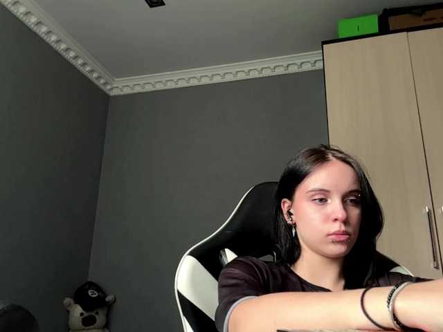 tootightwiththong live cam on BongaCams