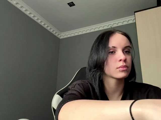 tootightwiththong live cam on BongaCams