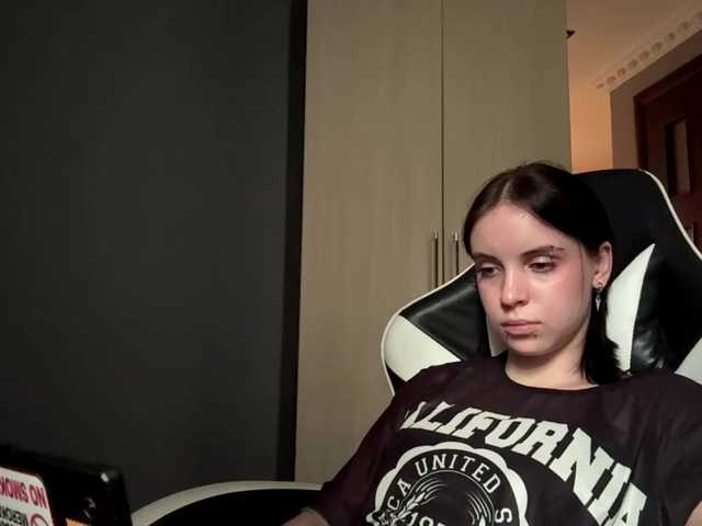 tootightwiththong live cam on BongaCams