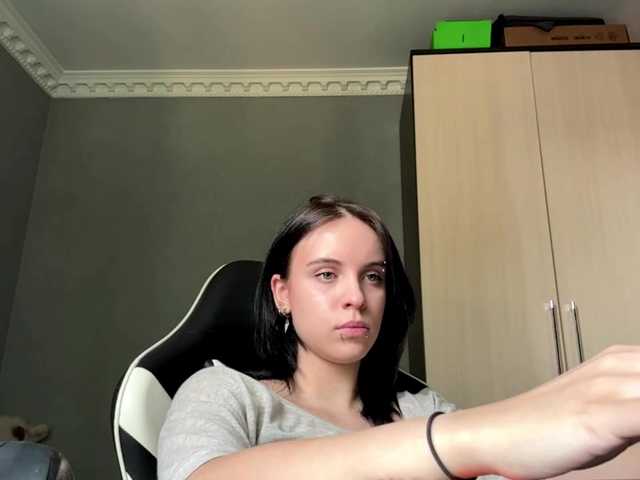 tootightwiththong live webcam show