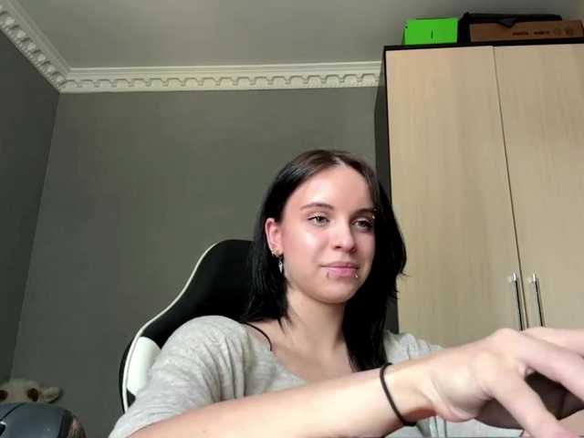 tootightwiththong live cam on BongaCams