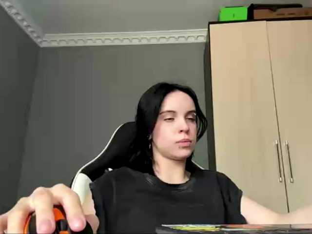 tootightwiththong live cam on BongaCams
